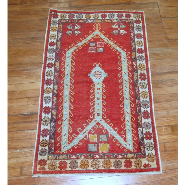 Antique Turkish Anatolian Prayer Rug - 2'8" x 4'4" For Sale In New York - Image 6 of 6