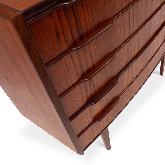 Brown Vintage Danish Mid-Century Five-Drawer Rosewood Dresser For Sale - Image 8 of 9