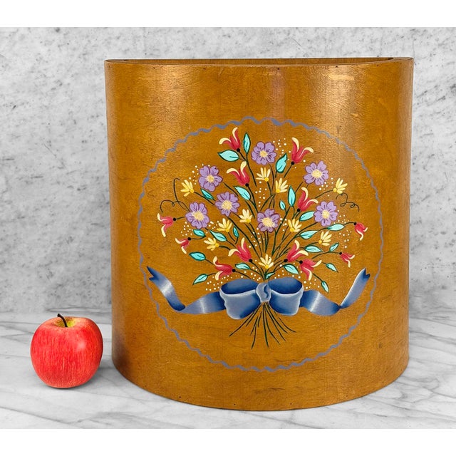 Vintage Country Farmhouse Bentwood Half Moon Waste Basket, c. Late 20th Century - Pairs Nicely with Many Traditional &...