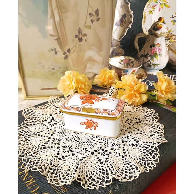Contemporary Herend Mini Trinket Box With Lid Chinese Bouquet Rust Apponyi Orange 7876 Aog Hungarian Porcelain Chinoiserie Grandmillenial Decor For Sale - Image 3 of 13
