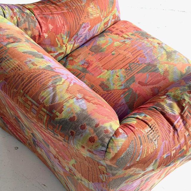 Textile 1970s Tentazione Lounge Chair attributed to Mario Bellini for Cassina For Sale - Image 7 of 8