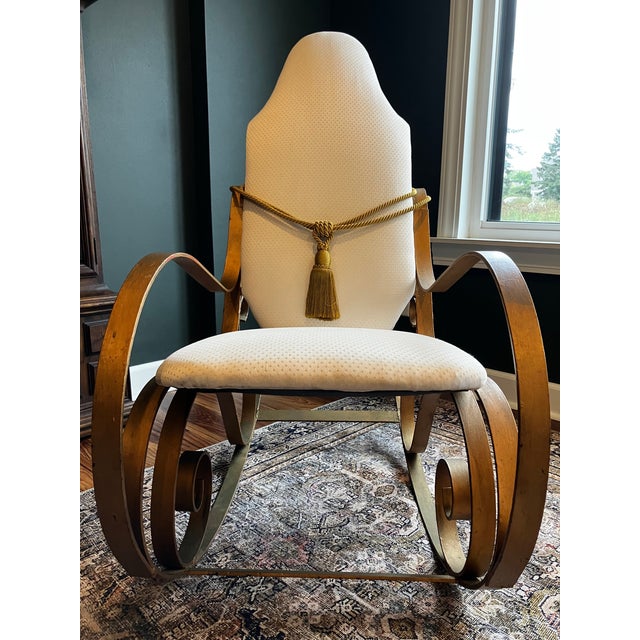 1970s Vintage Hollywood Regency Gilt Metal Ribbon Rocking Chair For Sale - Image 5 of 17
