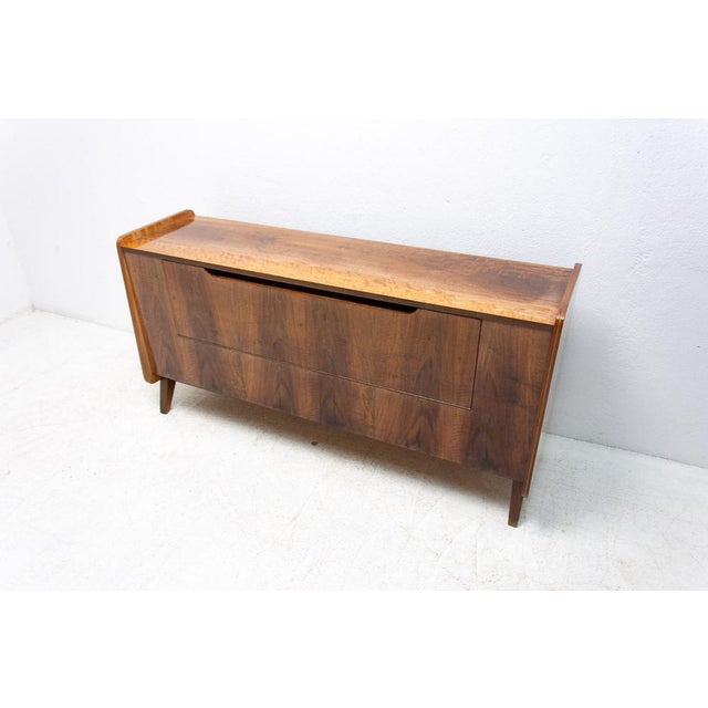 Mid-Century Modern Walnut Dressser attributed to František Jirák for Tatra, Czechoslovakia, 1960s For Sale - Image 18 of 18