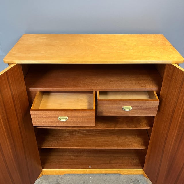Maroon Mid-Century Modern Chest of Drawers in Flamed Birch, 1950s For Sale - Image 8 of 10