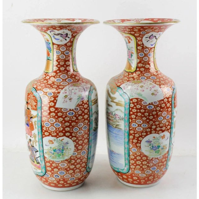 Pair of Late 19th Century Japanese Porcelain Vases For Sale - Image 4 of 10