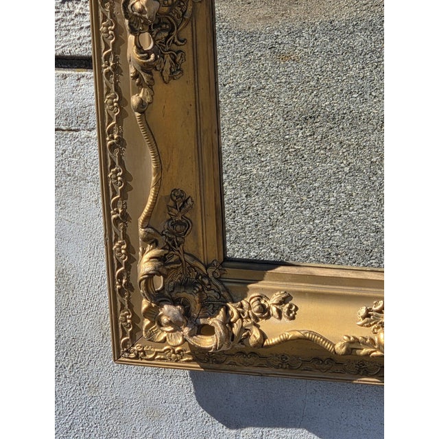 French 19th Century Gilded French Decorative Hand Carved Wall Mirror . For Sale - Image 3 of 18