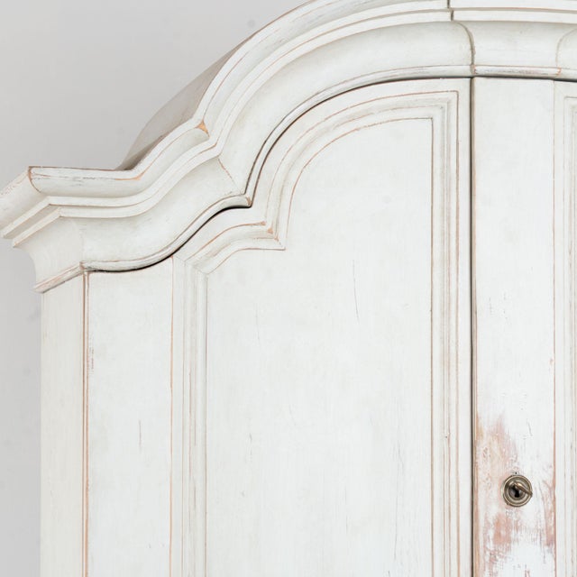 19th Century Swedish Gustavian Pine Wedding Cabinet in Gray Painted Finish For Sale - Image 4 of 16