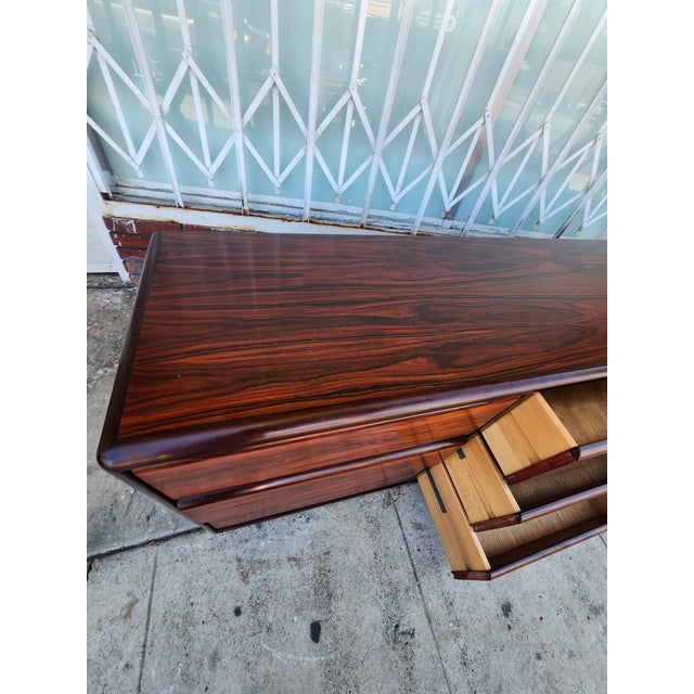 1970s Danish Modern Rosewood Dresser For Sale - Image 10 of 10