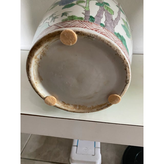 Large 1960s Chinese Export Vase For Sale In Miami - Image 6 of 9