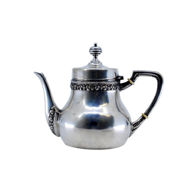 Smooth Silver Coffee Pot with Grooves on the Rim and Spout For Sale - Image 11 of 11