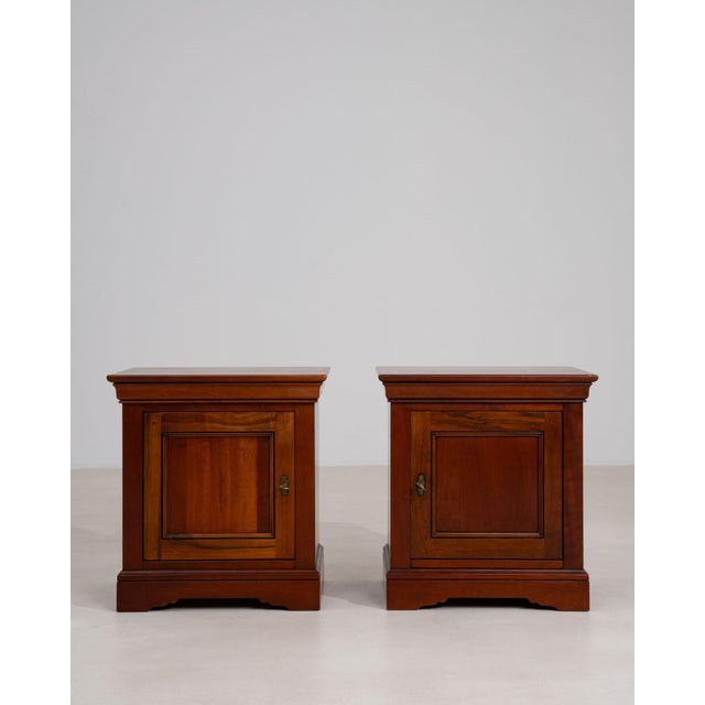 20th Century France Rich Mahogany Pair Of Mahogany Bedside Cabinets For Sale - Image 9 of 11