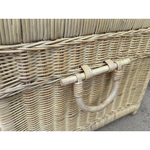 Vintage Palm Beach Wicker Basket Blanket Chest / Storage Trunk For Sale In Naples, FL - Image 6 of 13