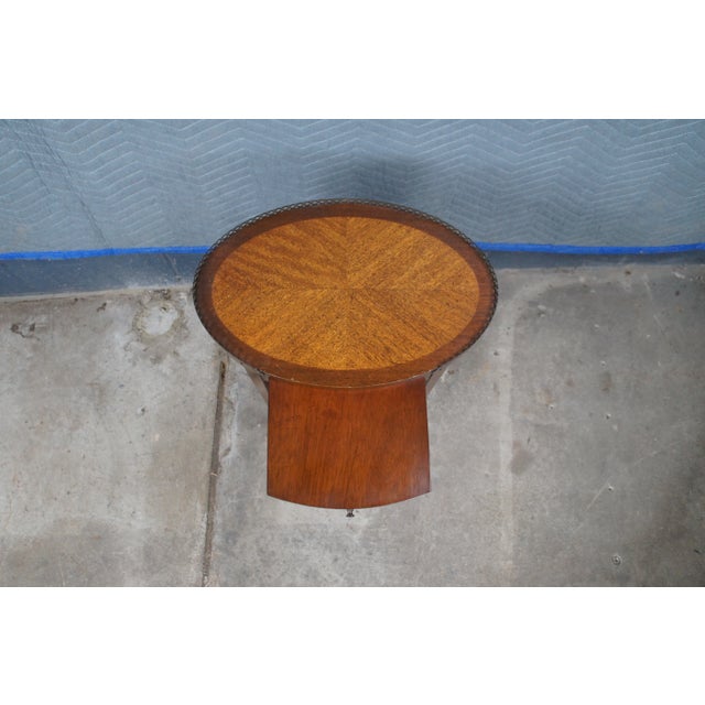 Mahogany English Provincial 2 Tier Brass Gallery Tray Side Table Stand For Sale - Image 13 of 13