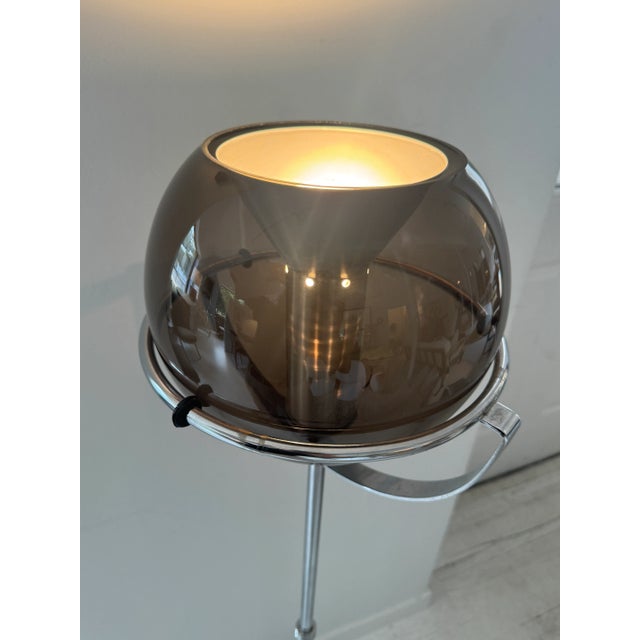 Metal Vintage, Mid Century Modern Frank Ligttelijn for Raak Smoked Glass Orb Floor Lamp, Unmarked For Sale - Image 7 of 18