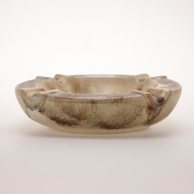 Vintage Handmade Ceramic Ashtray Marbled in Beige & Brown by Ruscha Art, Germany, 1960s For Sale - Image 4 of 7