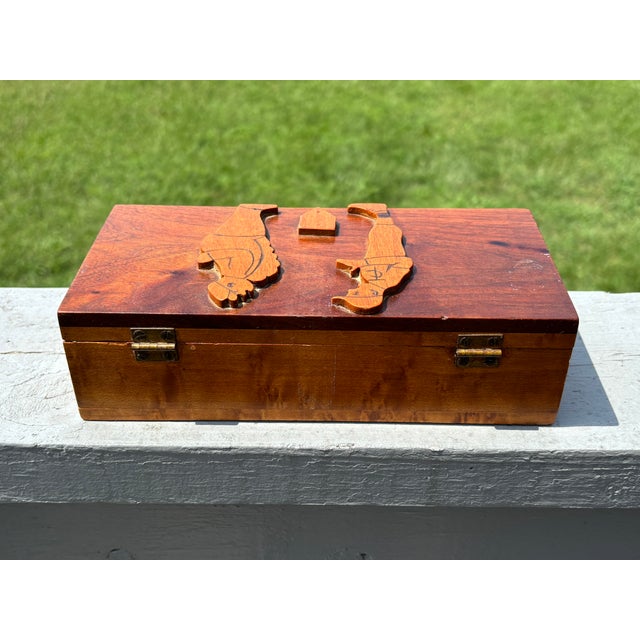 Mid- 20th C. Hand Hewn Burl Wood Valet Box With Baseball Imagery For Sale - Image 4 of 8