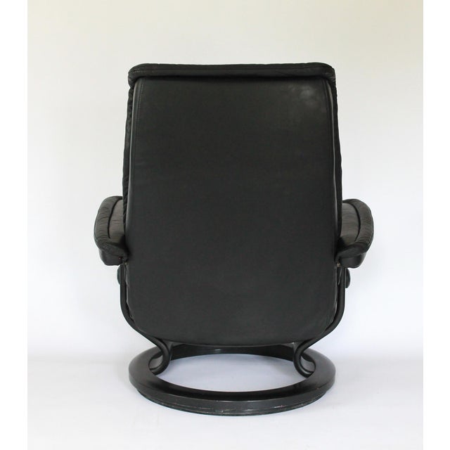 Black Ekornes Stressless Large Royal Paloma Black Leather Swivel Recliner and Ottoman For Sale - Image 8 of 18