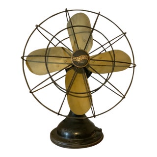 Rare 1930s Art Deco Westinghouse “Debon-Aire” Oscillating Desk Electric Fan - Fully Functional For Sale