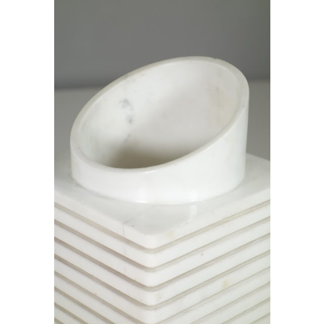 Stone Modernist Italian White Carrara Marble Table Lamp, 1970s For Sale - Image 7 of 12