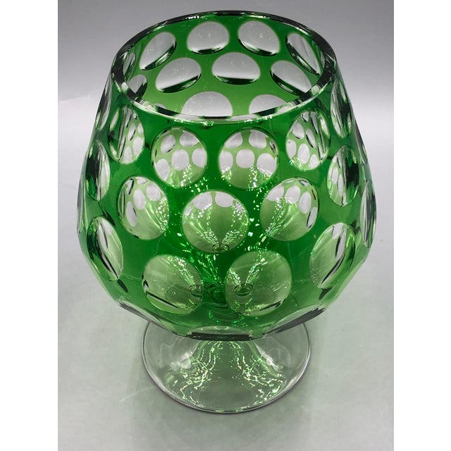 Forest Green Mid-Century Modern Faceted Vase in Emerald Green attributed to a design by Karel Wünsch for Nový Bor, Bohemia, 1960s For Sale - Image 8 of 15