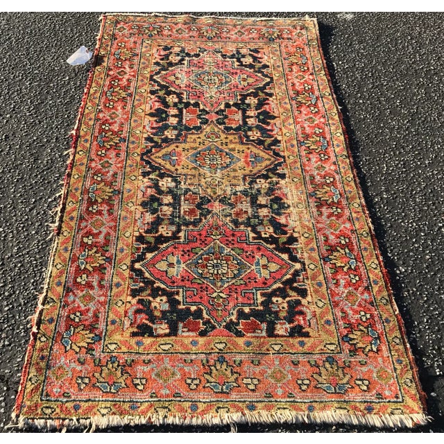 1900s Vintage Geometric Design Rug- 2′11″ × 5′5″ For Sale - Image 13 of 13
