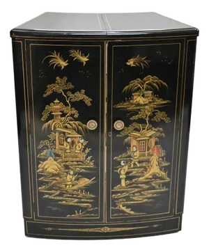 Art Deco Drinks Cabinet in Lacquer, 1930s