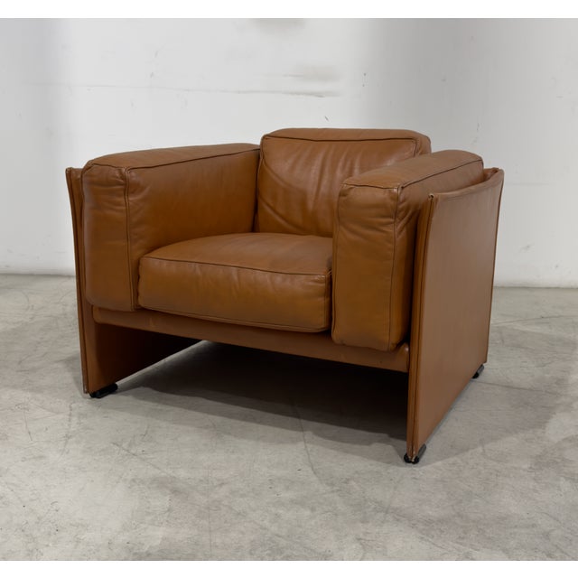 Armchair model Duc-Duc 405 11. Leather upholstery. Cassina production, Meda 1976. Bibliography: Giuliana Gramigna,...