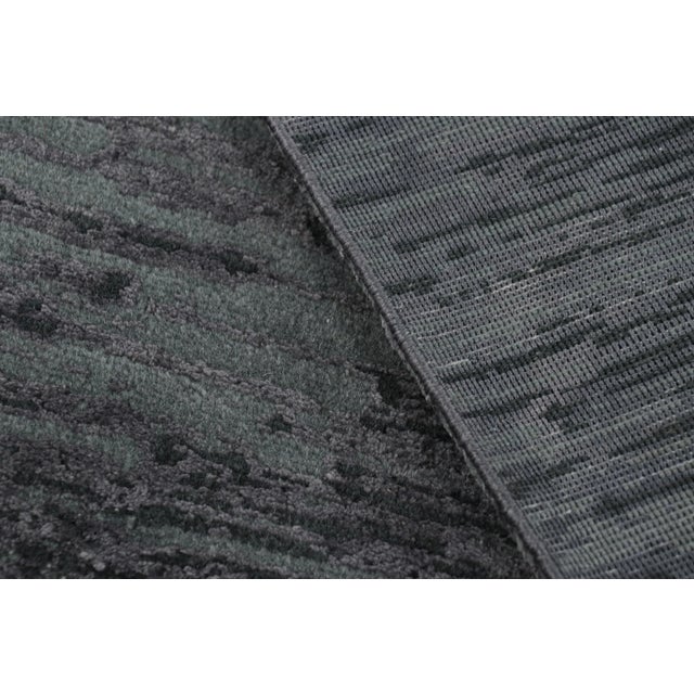 Textile Rug & Kilim’s Modern Abstract Rug in Black and Gray For Sale - Image 7 of 7