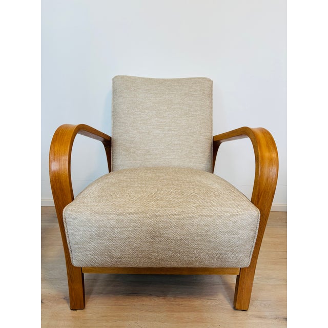 This model have been produced in collaboration with famous Czech furniture architect Jindřich Halabala ( model HF-11) This...