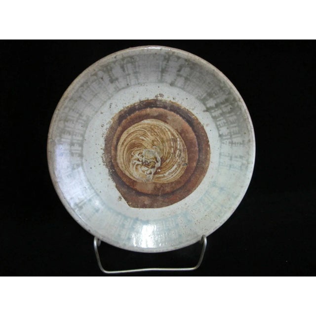 Early 20th Century Chinese Lattice Design Pottery Organic Earthenware Shallow Decorative Bowl For Sale - Image 5 of 5