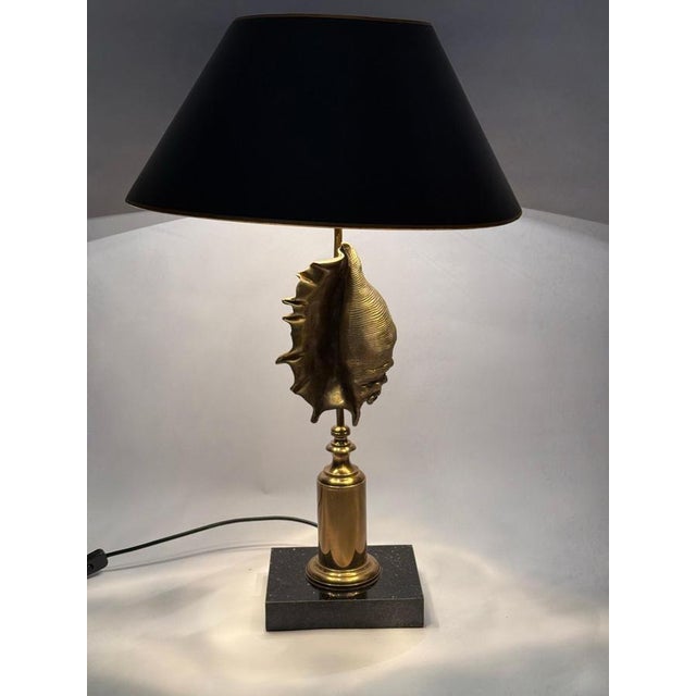 1970s Hollywood Regency Shell-Shaped Table Lamp from Maison Charles, Paris, 1970s For Sale - Image 5 of 16