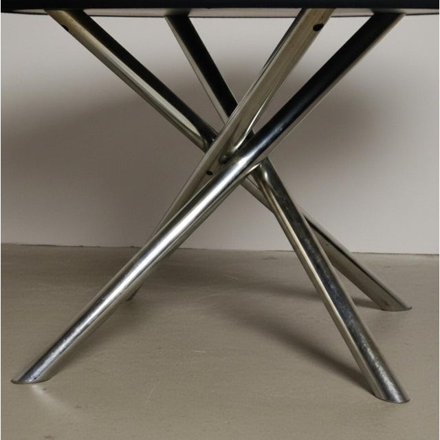 Silver Round Nodo Table in Chromed Steel and Glass attributed to Carlo Bartoli for Tisettanta, 1970s For Sale - Image 8 of 10