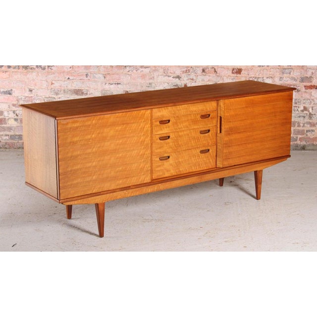 Mid-Century Modern Walnut Sideboard by Alfred Cox, 1960s For Sale - Image 3 of 14