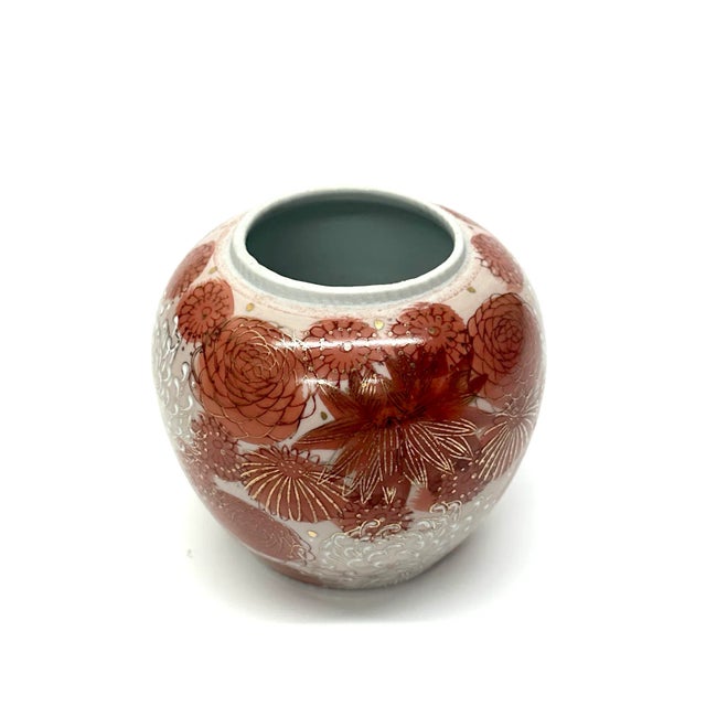 Mixed Chinoise Motif Ceramic Vase Curation - Group of 5 For Sale - Image 10 of 12