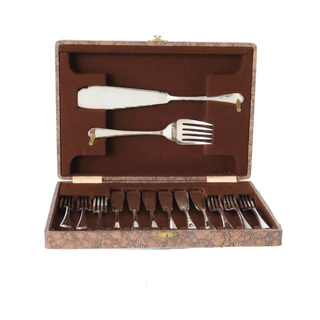 Late 20th Century Walker & Hall Fish Set W/Servers, 14 Pcs For Sale - Image 5 of 5