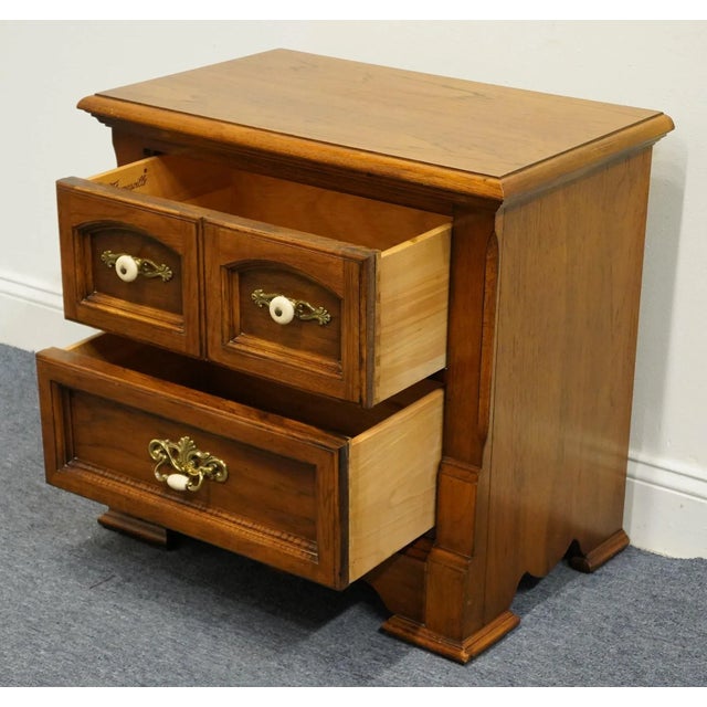 Thomasville Memoirs Collection Rustic Country Style 26" Two Drawer Nightstand 23511-810 For Sale In Kansas City - Image 6 of 13