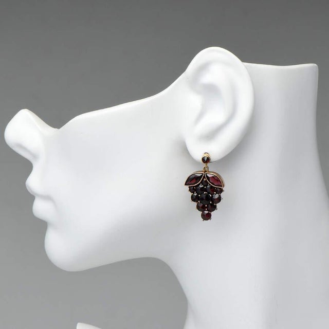 Contemporary 14KY Vintage Garnet Grape Cluster Dangle Earrings, 2 pieces For Sale - Image 3 of 3