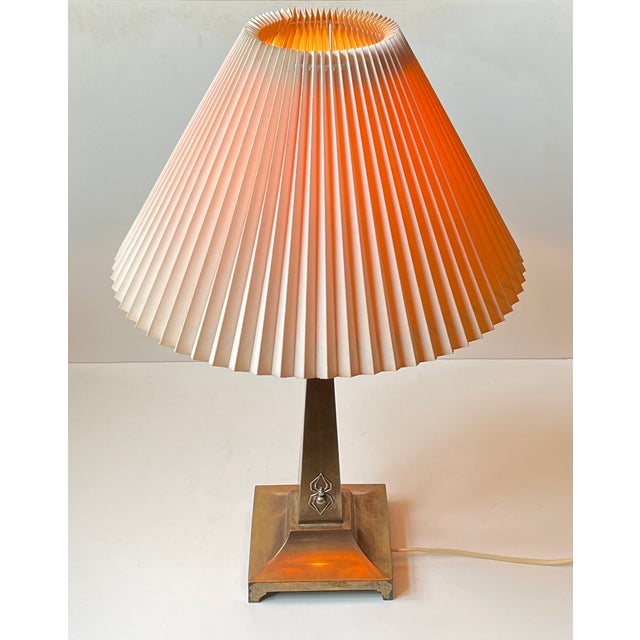 1930s Art Deco Black Widow Table Lamp in Bronze, 1930s For Sale - Image 5 of 15