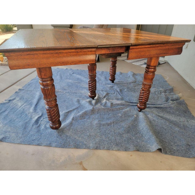1910s Beautiful Antique 20th Century Solid Oak Table - Hand Turned Barley 5 Leg For Sale - Image 5 of 15