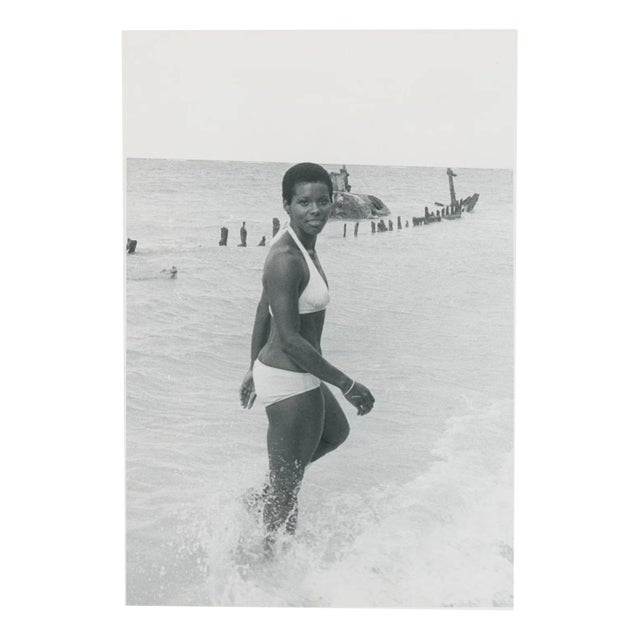 Gloria Hendry in James Bond, 1973, Photographic Print For Sale