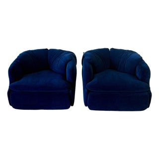 1970s Pair of Alberto Rosselli Confidential Armchairs for Saporiti in Blue Velvet For Sale