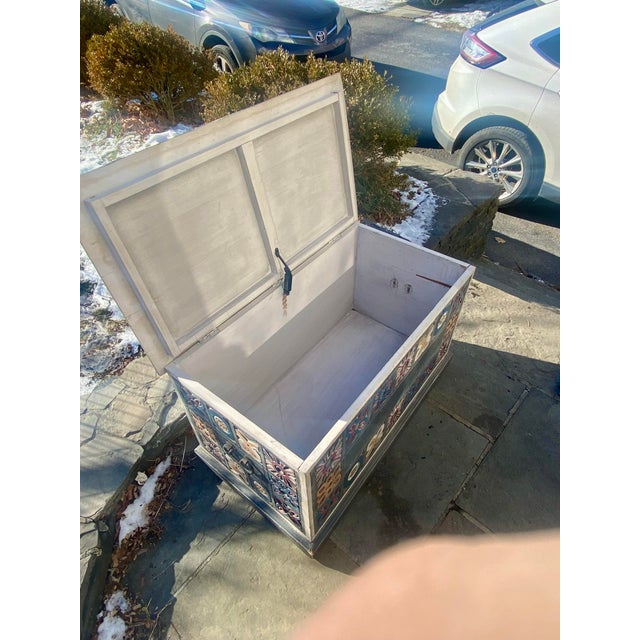 Mid 20th Century Vintage Mexican Folk Art Polychrome Carved Wooden Storage Baúl (36") For Sale - Image 5 of 6