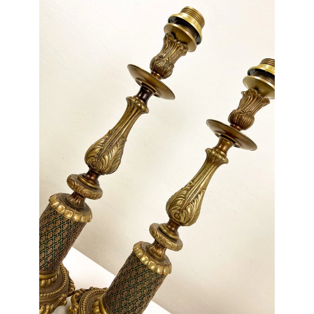 Bronze Table Lamps with Filligree Guilloche on Claw Feet, 1940s, Set of 2 For Sale - Image 4 of 12