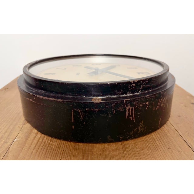 Industrial Black Factory Wall Clock from IBM, 1950s For Sale - Image 12 of 17
