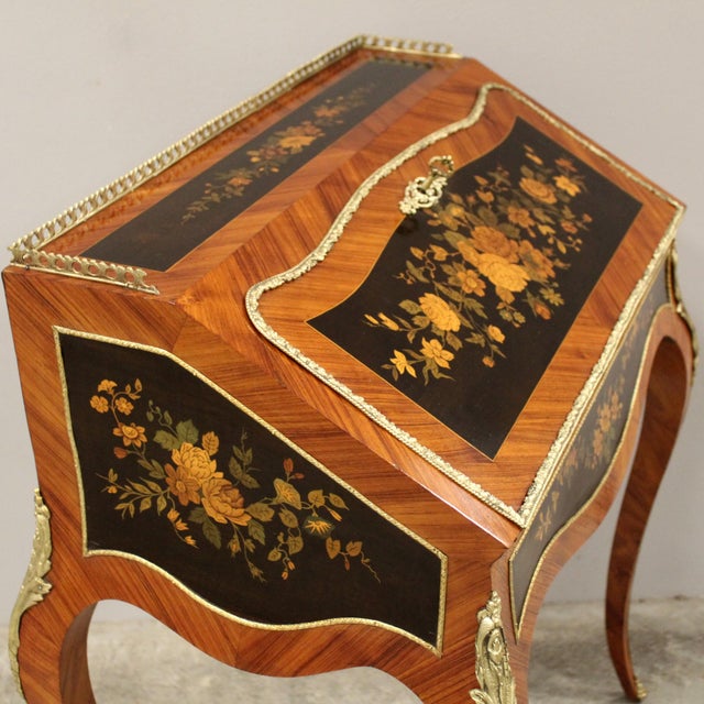19th Century Napoleon III Writing Desk For Sale - Image 14 of 16