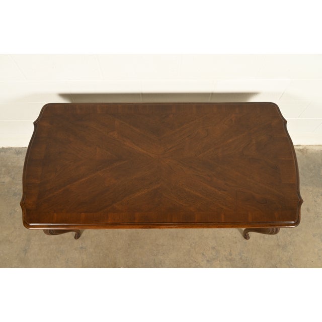 Tomlinson Furniture French Provincial Louis XV Carved Walnut Writing Desk | Circa 1950s For Sale - Image 11 of 14