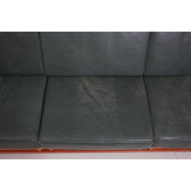 Thomas Moser Winward Cherry Leather Sofa For Sale - Image 12 of 18