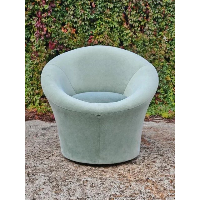 In this listing you will find a beautiful Mid Century Modern Club Chair designed in style of Pierre Paulin's Mushroom...