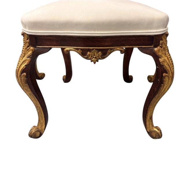 Wood 18th Century Louis XV Chairs in Carved and Gilded Wood, France, Set of 4 For Sale - Image 7 of 8