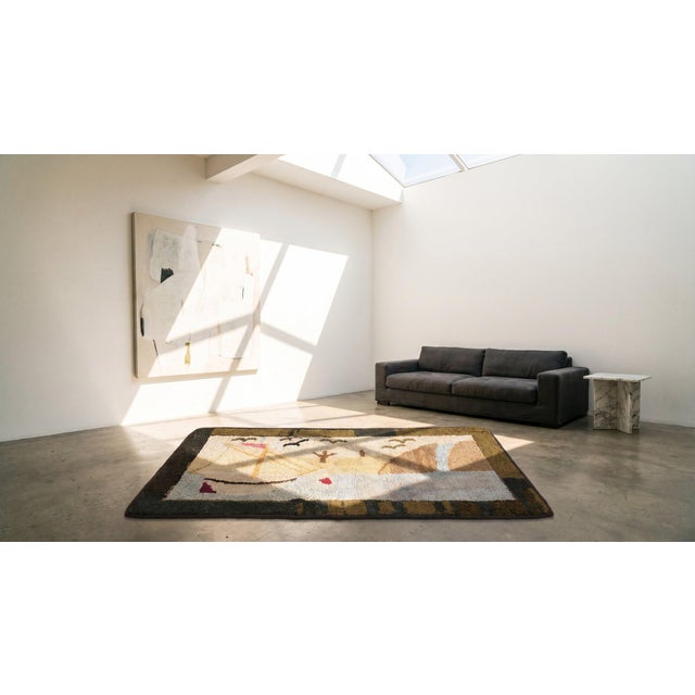 Ivory 1920s Ivory Sea View Antique American Hooked Rug 1'10" X 3'4" Handknotted Wool Carpet For Sale - Image 8 of 9